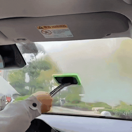 ClearSweep PRO | The Precision Tool for Crystal-Clear Windscreens