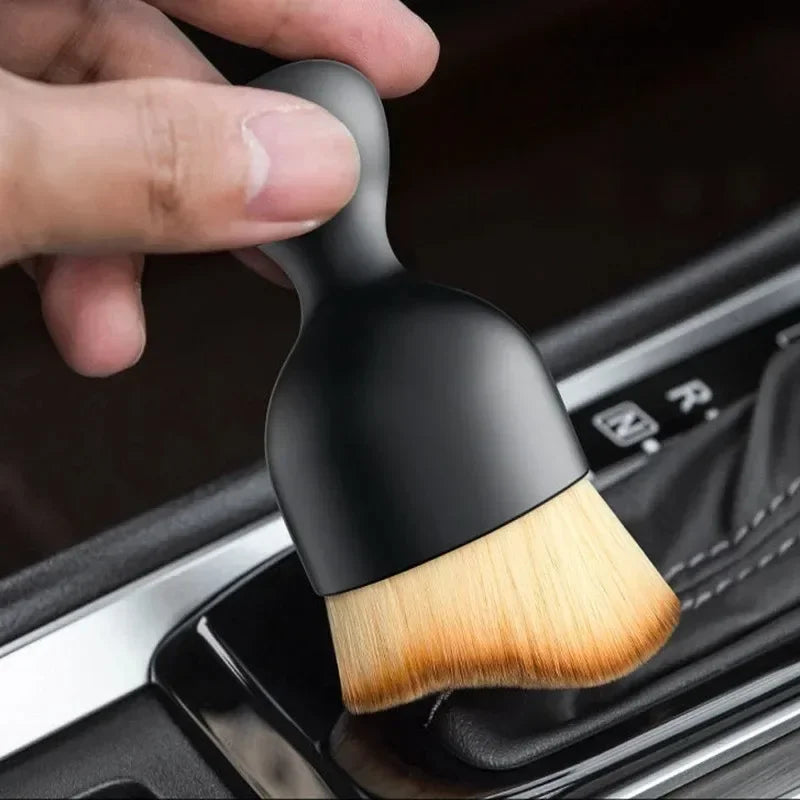 THE BRUSH PRO | The Pocket-Sized Tool That Reaches Where Others Can’t