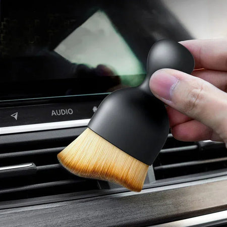 THE BRUSH PRO | The Pocket-Sized Tool That Reaches Where Others Can’t